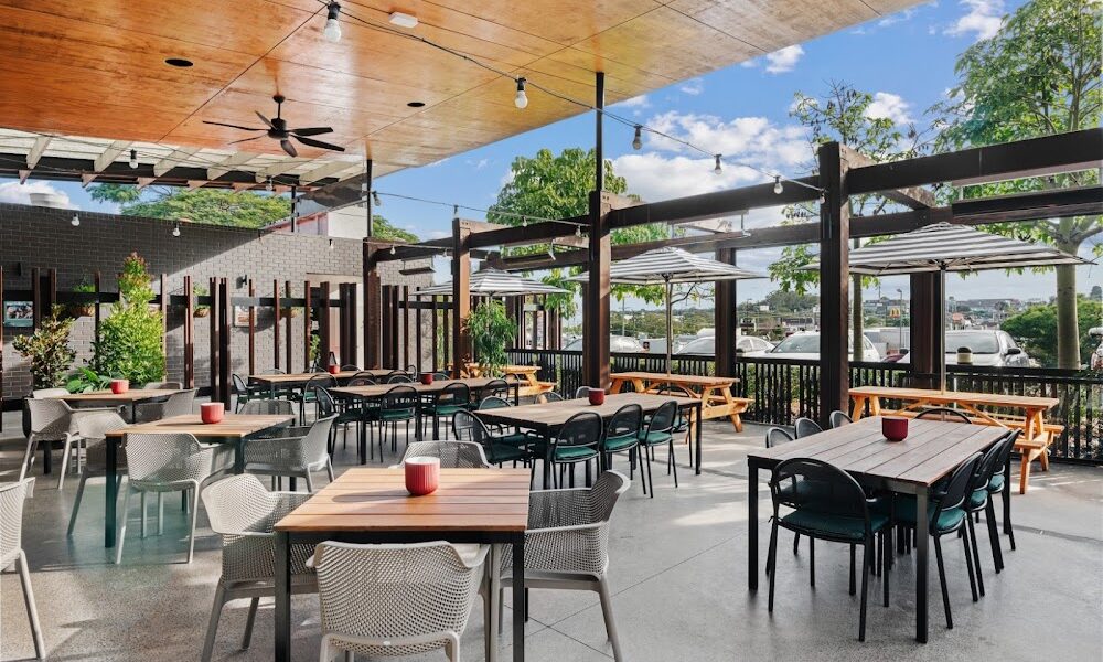 Browns Plains Hotel
