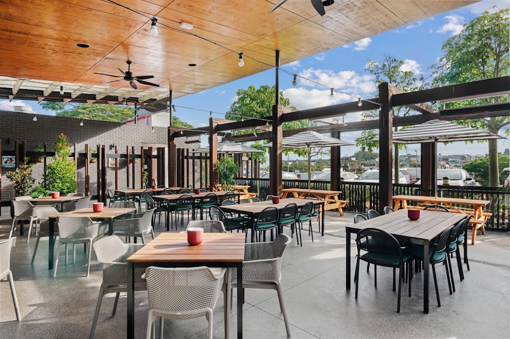 Browns Plains Hotel