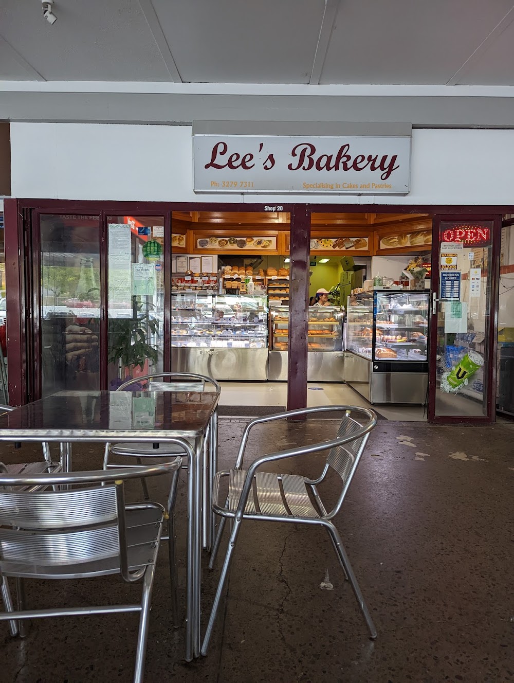 Lee’s Bakery