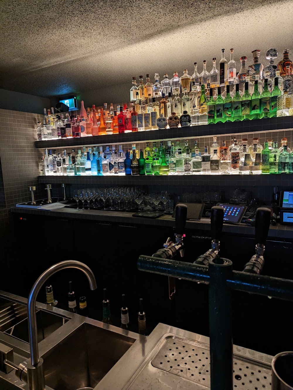 LOS Bar