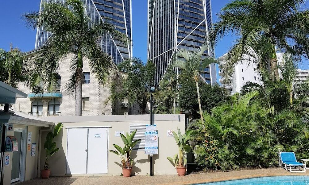 Mari Court Resort