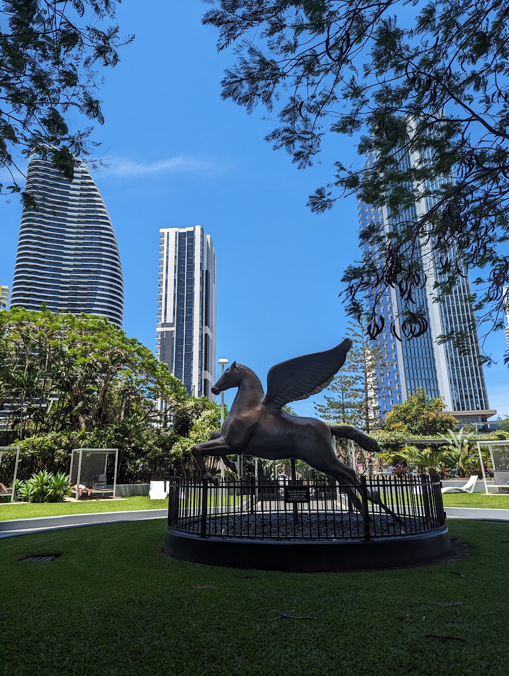Meriton Suites Broadbeach