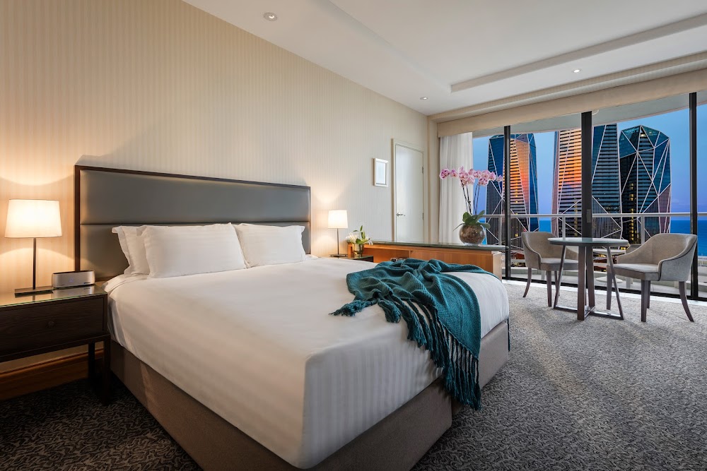 Oaks Gold Coast Hotel