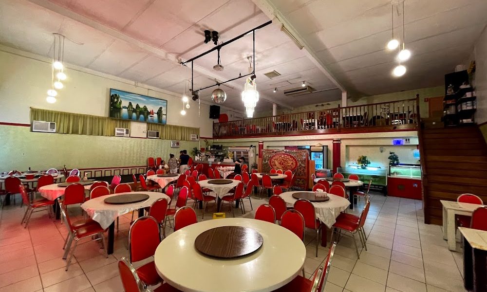 Que Huong Restaurant
