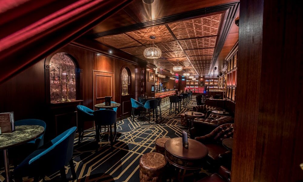 Roosevelt Lounge