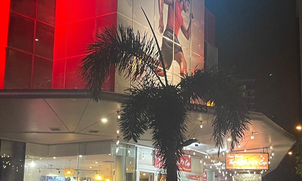 Surfers Paradise Thai Restaurant & Cafe