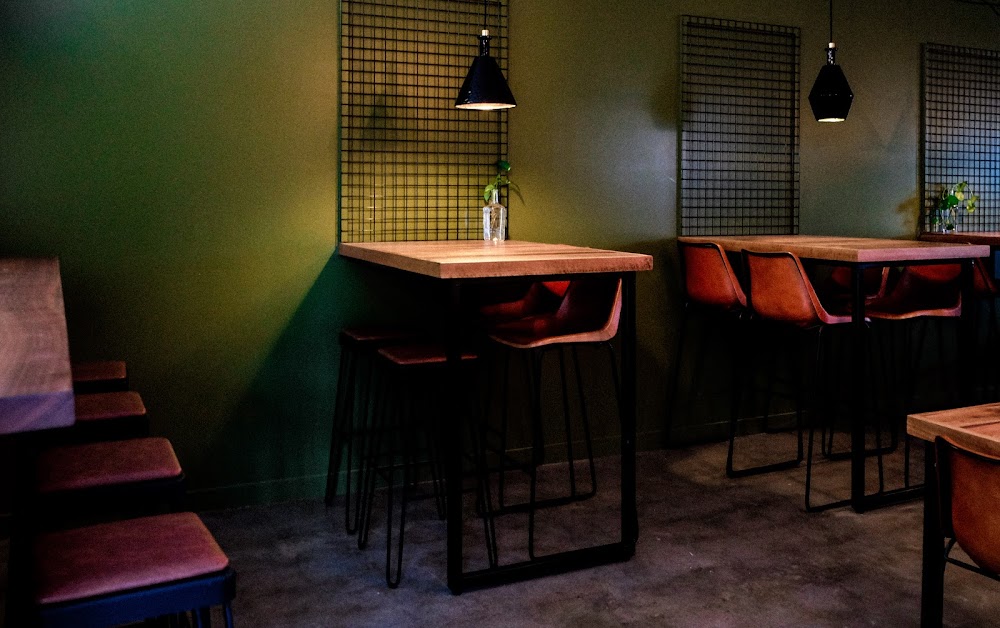 The Woods Bar